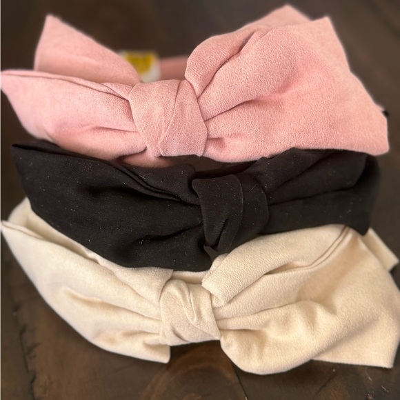 Claire's Pink, Black, and Cream Hair Bows - Picture 6 of 6